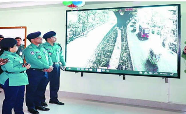 অপরাধ দমনে চট্টগ্রামে উচ্চ প্রযুক্তির আইপি ক্যামেরায় নজরদারি