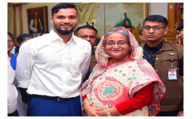 সংসদে যাচ্ছেন মাশরাফি