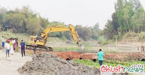 মির্জাপুরে লৌহজং নদীর উপর নির্মিত অবৈধ বাঁধ অপসারণ