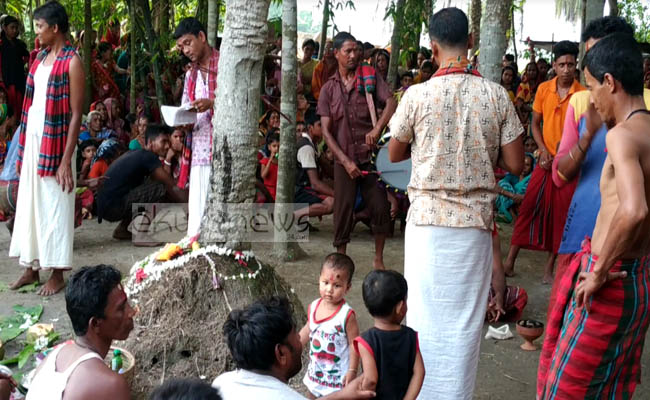 বাঘারপাড়ায় খেজুর সন্ন্যাসী পূজা