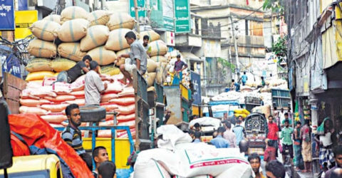 ১২৭ কোটি টাকা নিয়ে দুই ব্যবসায়ী উধাও, খাতুনগঞ্জে স্থবিরতা