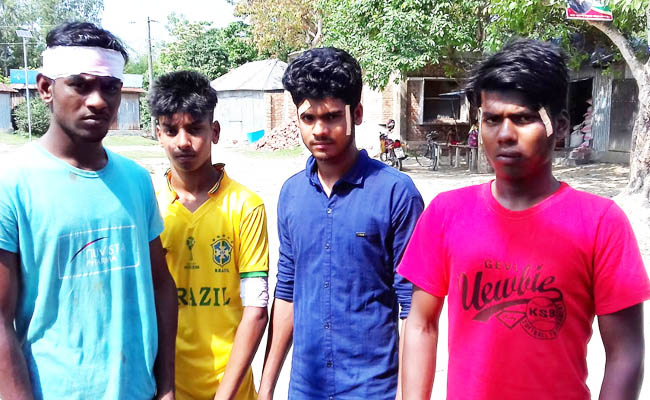 কামারখন্দে শিক্ষার্থীদের দুই গ্রুপের সংঘর্ষে আহত ৮