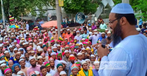 ‘শরীয়তের আইন পরিবর্তনের দু:সাহস দেখালে মুসলমানরা তার দাঁতভাঙ্গা জবাব দেবে’