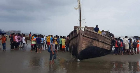 সমুদ্র সৈকতে ভেসে এলো ৬ লাশ