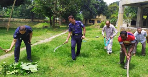 গোবিন্দগঞ্জ থানা পুলিশের পরিষ্কার পরিছন্ন অভিযান