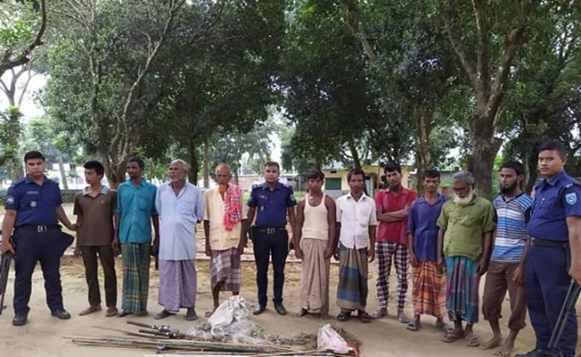 ঠাকুরগাঁওয়ে ভ্রাম্যমাণ আদালতের অভিযানে ১০ জেলে আটক, জেল-জরিমানা