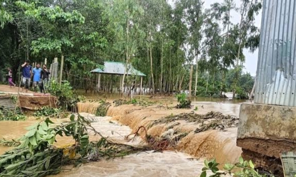 শেরপুরে বন্যায় ক্ষতিগ্রস্তদের দ্রুত পুনর্বাসনের দাবি সামাজিক নেতৃবৃন্দের