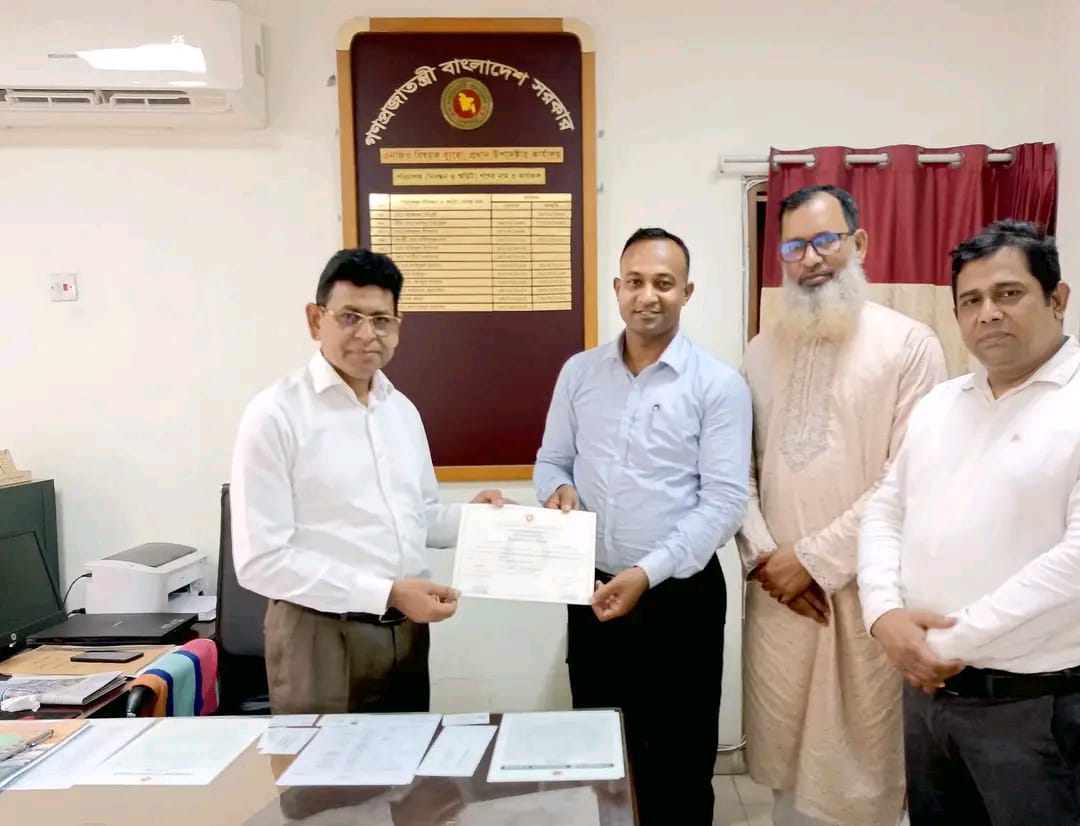 স্বেচ্ছাসেবী সংগঠন ‘ডপস’র এনজিও বিষয়ক ব্যুরোর নিবন্ধন সনদ প্রাপ্তি